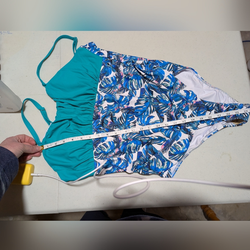 Bathing Suit XXL - Picture 10 of 13